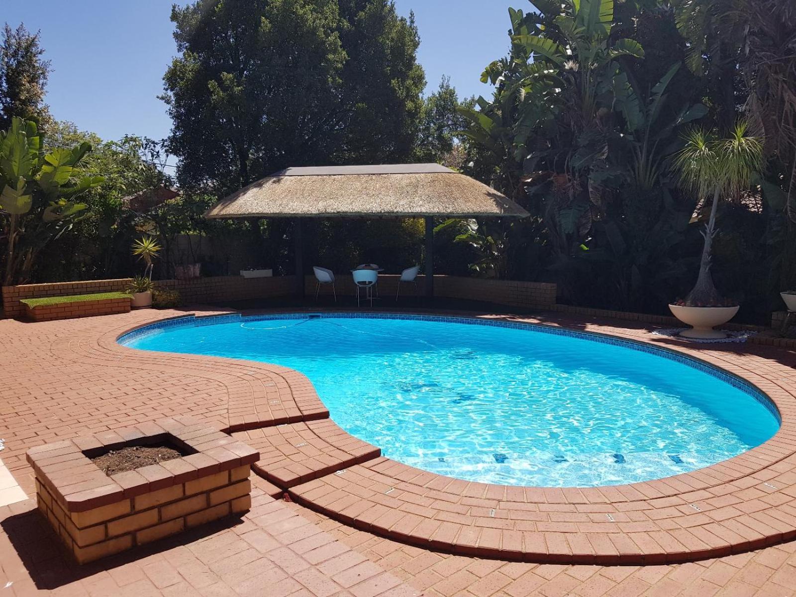 Sollunaa Guesthouse Sandton Exterior foto